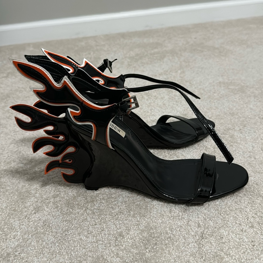 Brand new heels